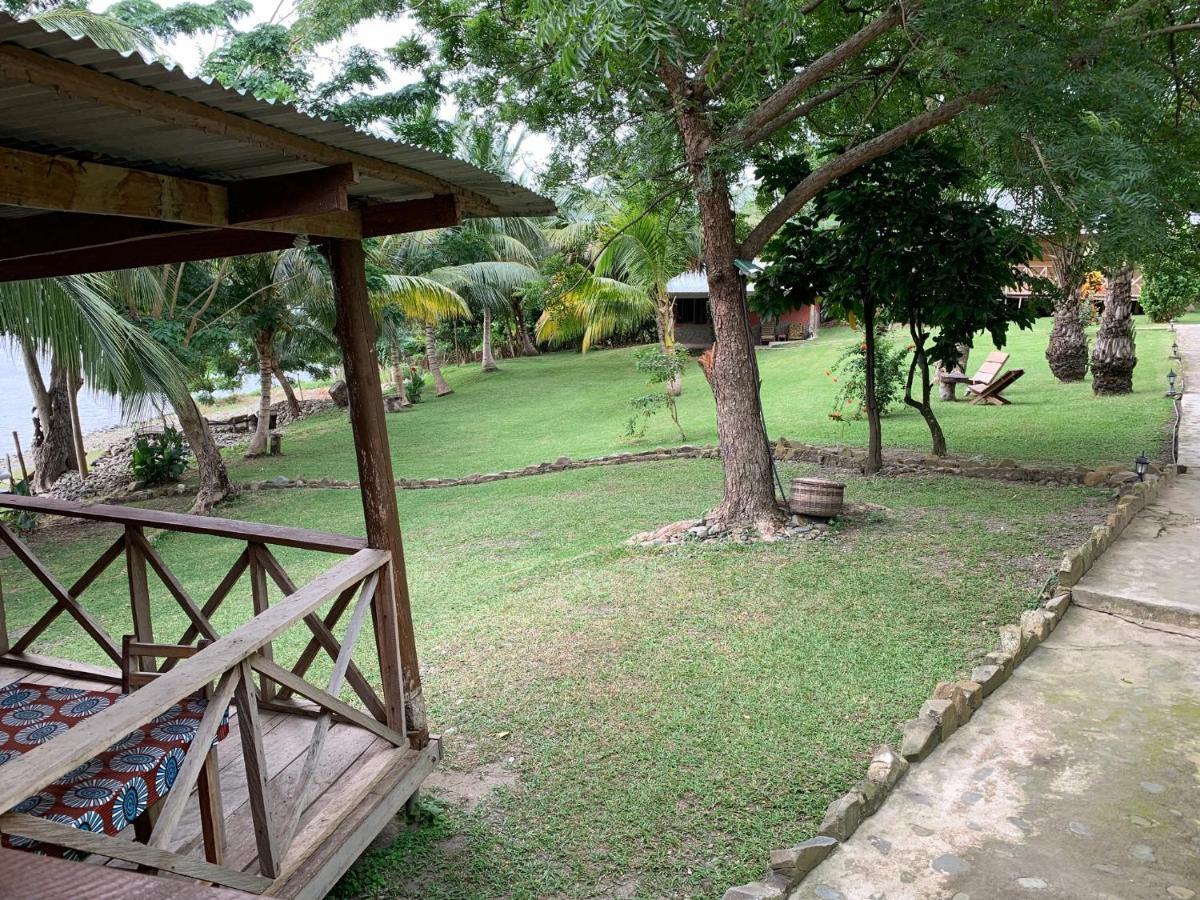 Cocoa Village Guesthouse Obo  Exteriör bild